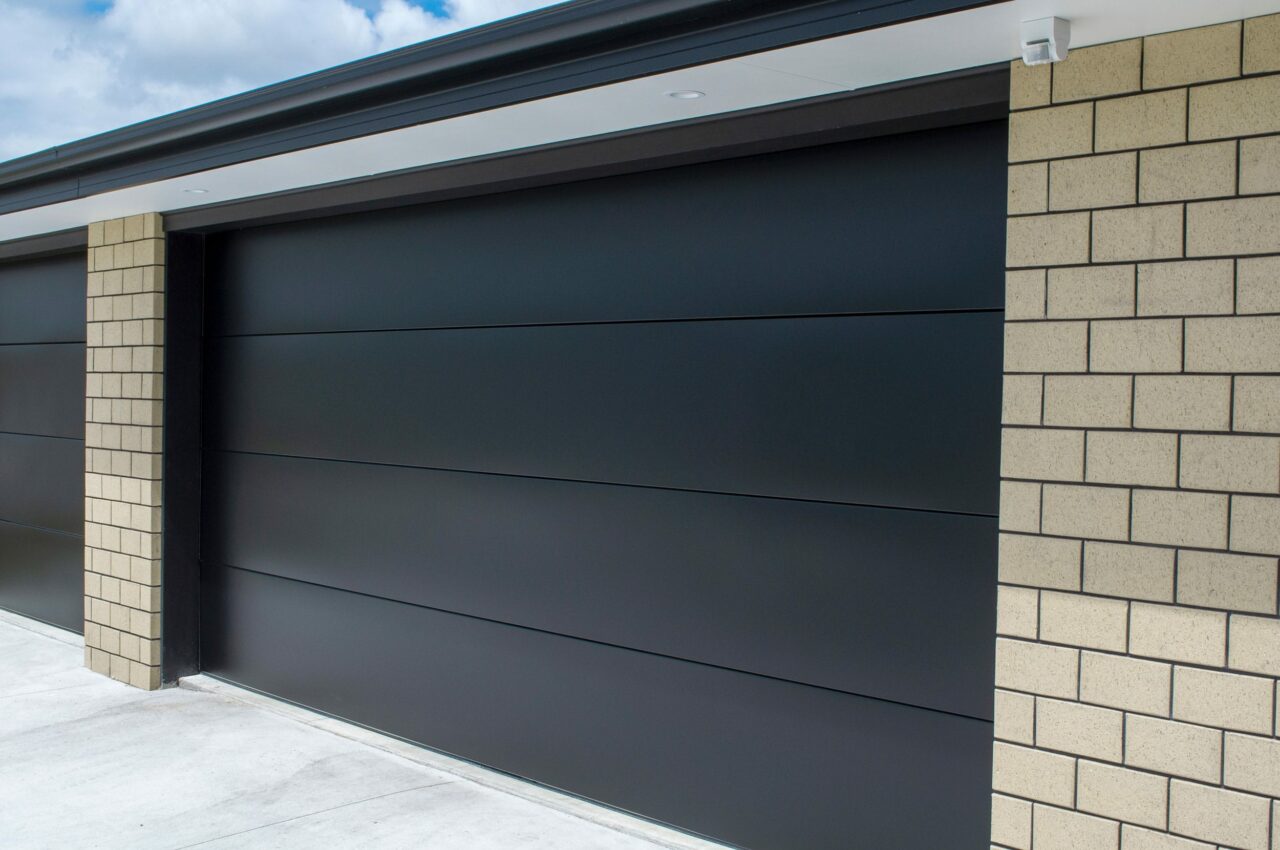 Asgard Premium Sectional Door Garage doors Waikato, Commercial garage