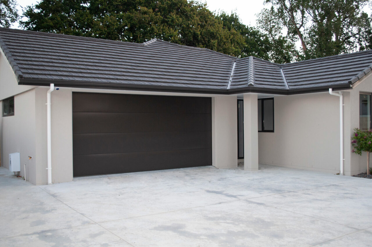 Asgard Premium Sectional Door Garage doors Waikato, Commercial garage door repairs Hamilton